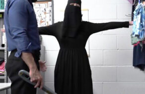 mujer musulmana violada